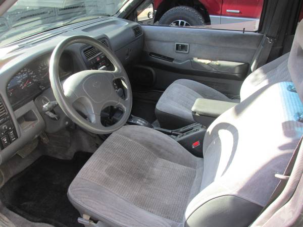1995 Nissan Pathfinder for sale in Selah, WA – photo 4