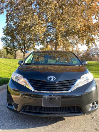 2013 Toyota Sienna LE - cars & trucks - by owner - vehicle... for sale in Albuquerque, NM – photo 5
