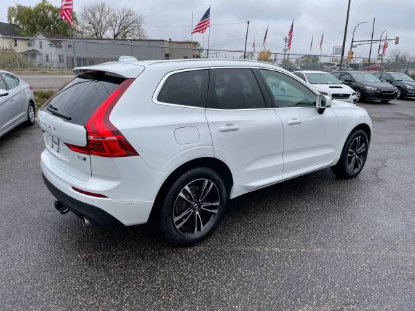 SOLD-2019 VOLVO XC60 T5 Momentum AWD 4dr SUV PEARL WHITE SALE for sale in Saint Paul, MN – photo 6