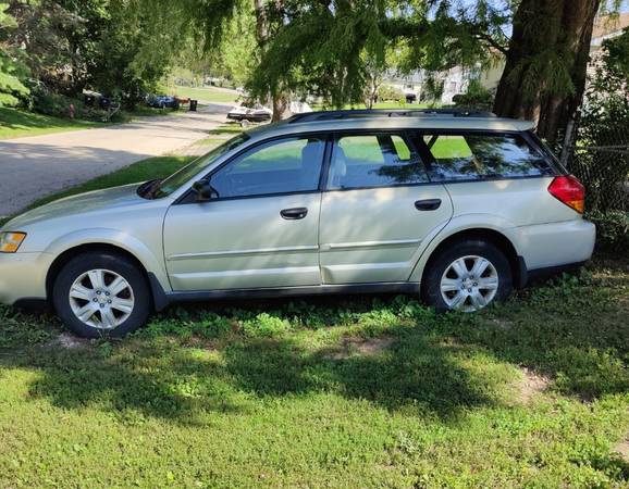 2005 Subaru Outback (mechanic special) for sale in Wonder Lake, IL – photo 3