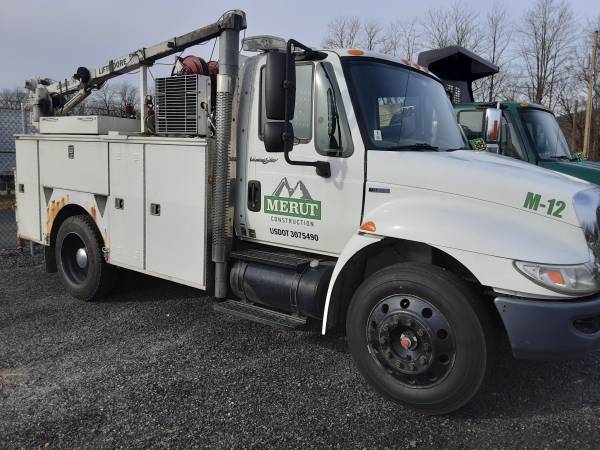 2010 International 4300 Service Truck for sale in West Wyoming, PA