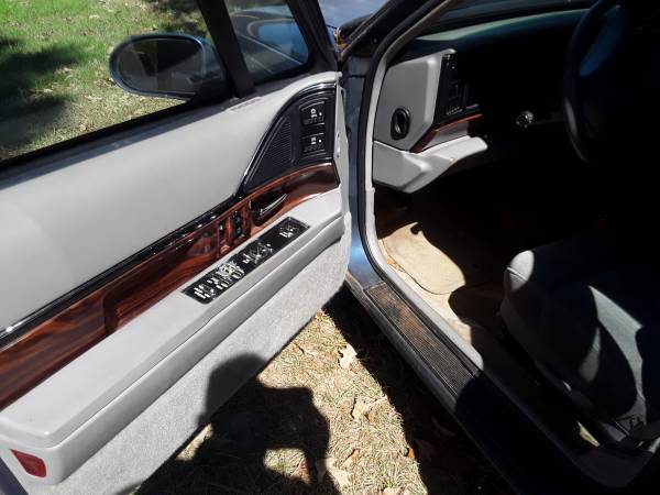 97 Buick Lesabre custom for sale in Frankston, TX – photo 3
