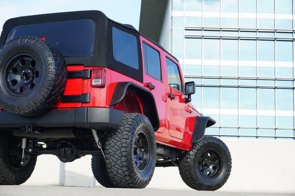 2011 Jeep Wrangler Unlimited *(( LIFTED LOW MILES ))* 4 DOOR for sale in Austin, TX – photo 14