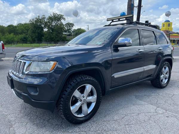 2012 Jeep Grand Cherokee Overland Summit 4x4 4dr SUV EVERYONE IS for sale in San Antonio, TX – photo 3