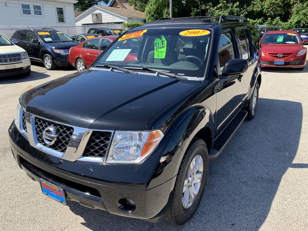 2007 Nissan Pathfinder for sale in milwaukee, WI