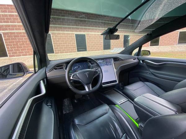 2017 Tesla Model X 75D: ONE Owner ** AWD ** AUTO PILOT ** AMAZING... for sale in Madison, WI – photo 13