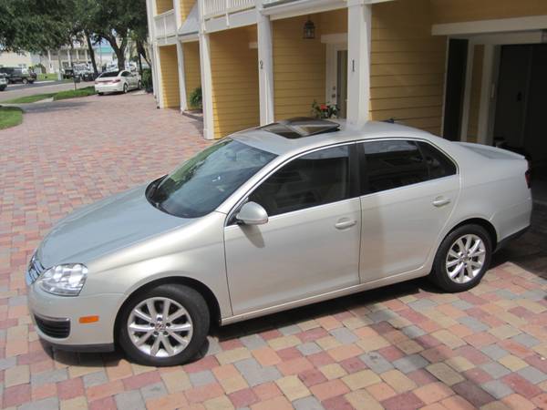 2010 VW Jetta, leather, clean4 for sale in Safety Harbor, FL – photo 9