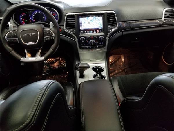 2015 *Jeep* *Grand* *Cherokee* SRT suv Brilliant Black Crystal for sale in Waterford Township, MI – photo 23