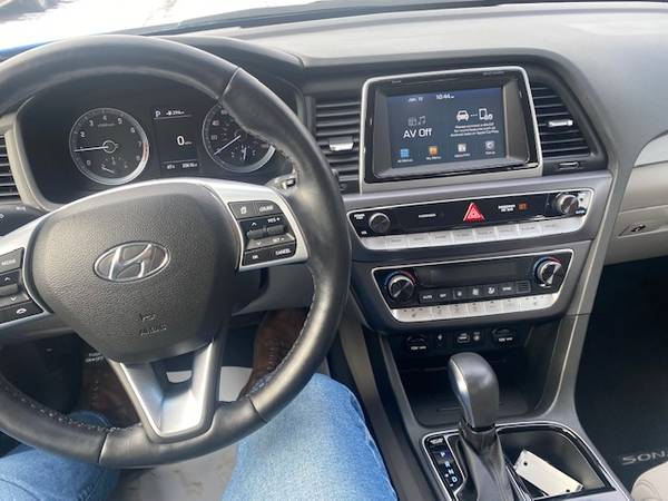 2018 Hyundai Sonata SEL 4DR Sedan for sale in Roanoke, IL – photo 6