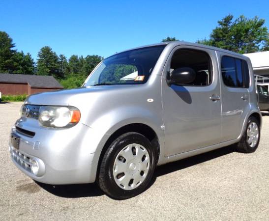 2010 Nissan cube 5Door All Power 5-Speed Manual GasSaver Clean for sale in Hampton Falls, NH