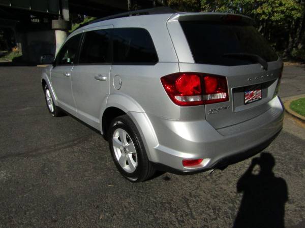 2012 DODGE JOURNEY SXT* 3-RD ROW * AWD * FINANCING FOR ALL @ HYLAND👍 for sale in Springfield, OR – photo 14
