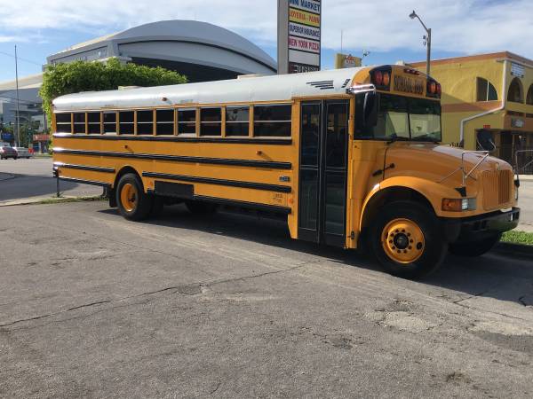 SCHOOL BUS FOR SALE 2003 INTERNATIONAL 65 PASSENGERS W A/C - cars & for sale in Miami, FL – photo 4