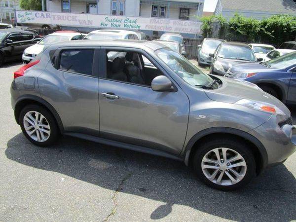 2012 Nissan JUKE SL AWD 4dr Crossover - EASY FINANCING! for sale in Waltham, MA – photo 9