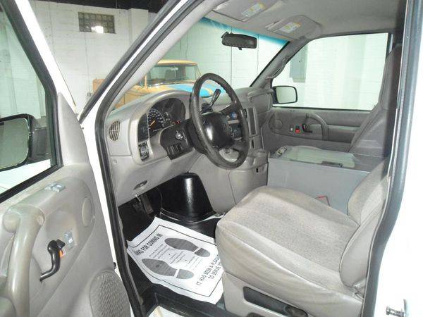 2004 CHEVROLET ASTRO Work - FINANCING AVAILABLE-Indoor Showroom! for sale in PARMA, OH – photo 9