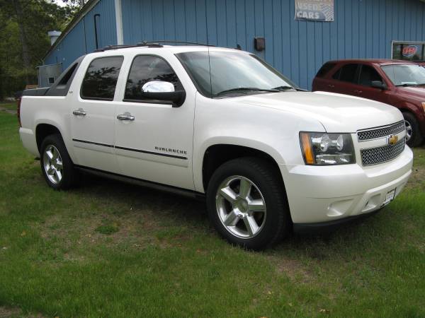 2011 Chevrolet Avalanche LTZ for sale in mosinee, WI – photo 4