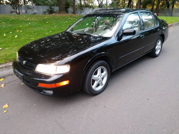 Nissan Maxima leather 102k one owner Carfax for sale in Portland, OR