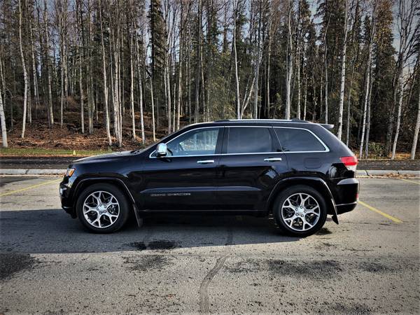 2019 JEEP GRAND CHEROKEE OVERLAND 4x4 LIKE NEW! for sale in Juneau, AK