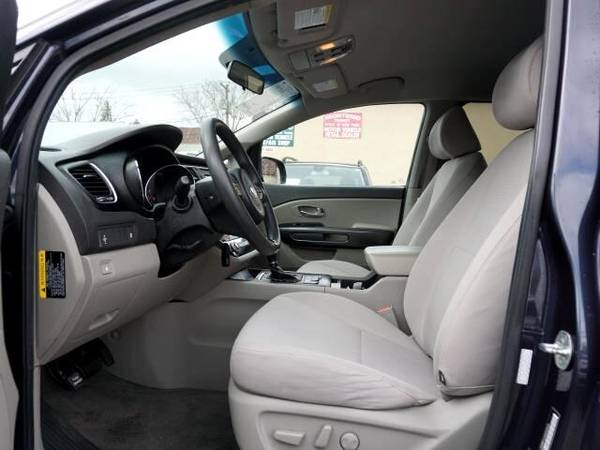 2016 Kia Sedona LX - - by dealer - vehicle automotive for sale in Other, NY – photo 19