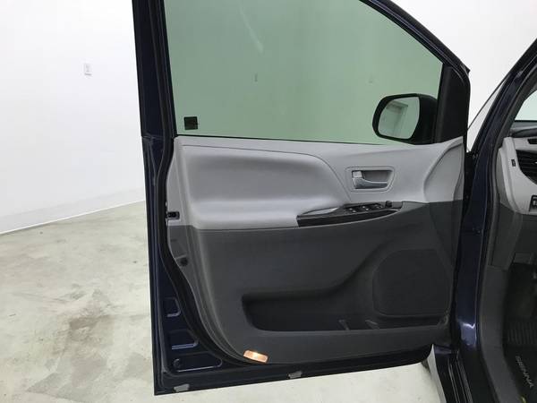 2018 Toyota Sienna AWD All Wheel Drive Van; Passenger - cars &... for sale in Coeur d'Alene, MT – photo 19