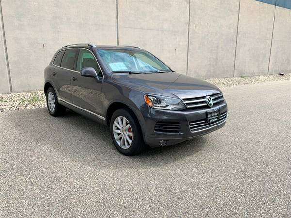 2011 Volkswagen VW Touareg TDI - Desirable Diesel MPG -1-OWNER LOW Mil for sale in Madison, WI – photo 2