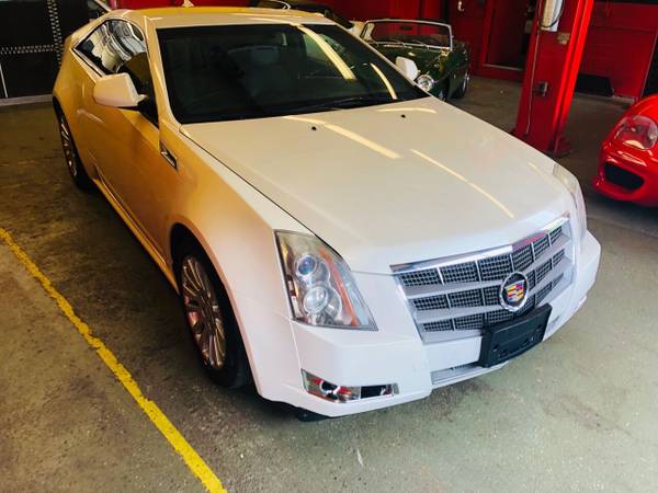 2011 CADILLAC CTS COUPE AWD CLEAN CARFAX SERVICED! for sale in Bellingham, MA