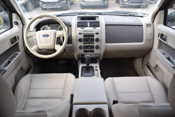 ***2011 FORD ESCAPE XLT-80K MILES*** SUNROOF, USB, AUX!!! for sale in Taylor, MI – photo 8