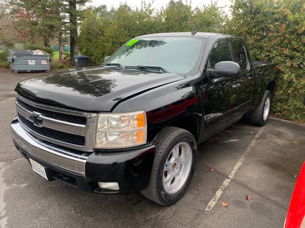 2007 Chevy Silverado - - by dealer - vehicle for sale in Madera, CA – photo 3