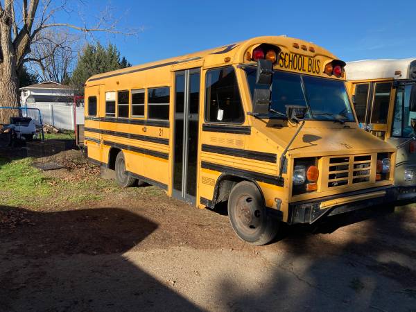 2000 Bluebird School Bus RV conversion Clean Title 80k miles - cars for sale in Medford, OR