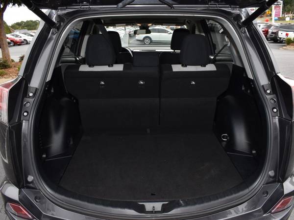 2018 Toyota RAV4 XLE for sale in Spartanburg, SC – photo 9
