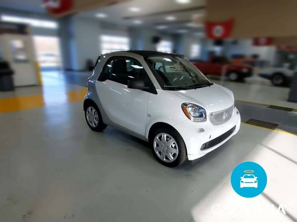 2017 smart fortwo Proxy Hatchback Coupe 2D coupe Silver - FINANCE -... for sale in Flint, MI – photo 15