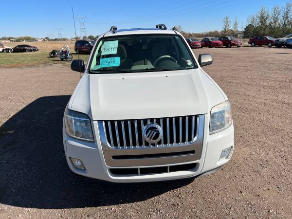 2010 Mercury Mariner 4WD - - by dealer - vehicle for sale in Sioux Falls, SD – photo 3
