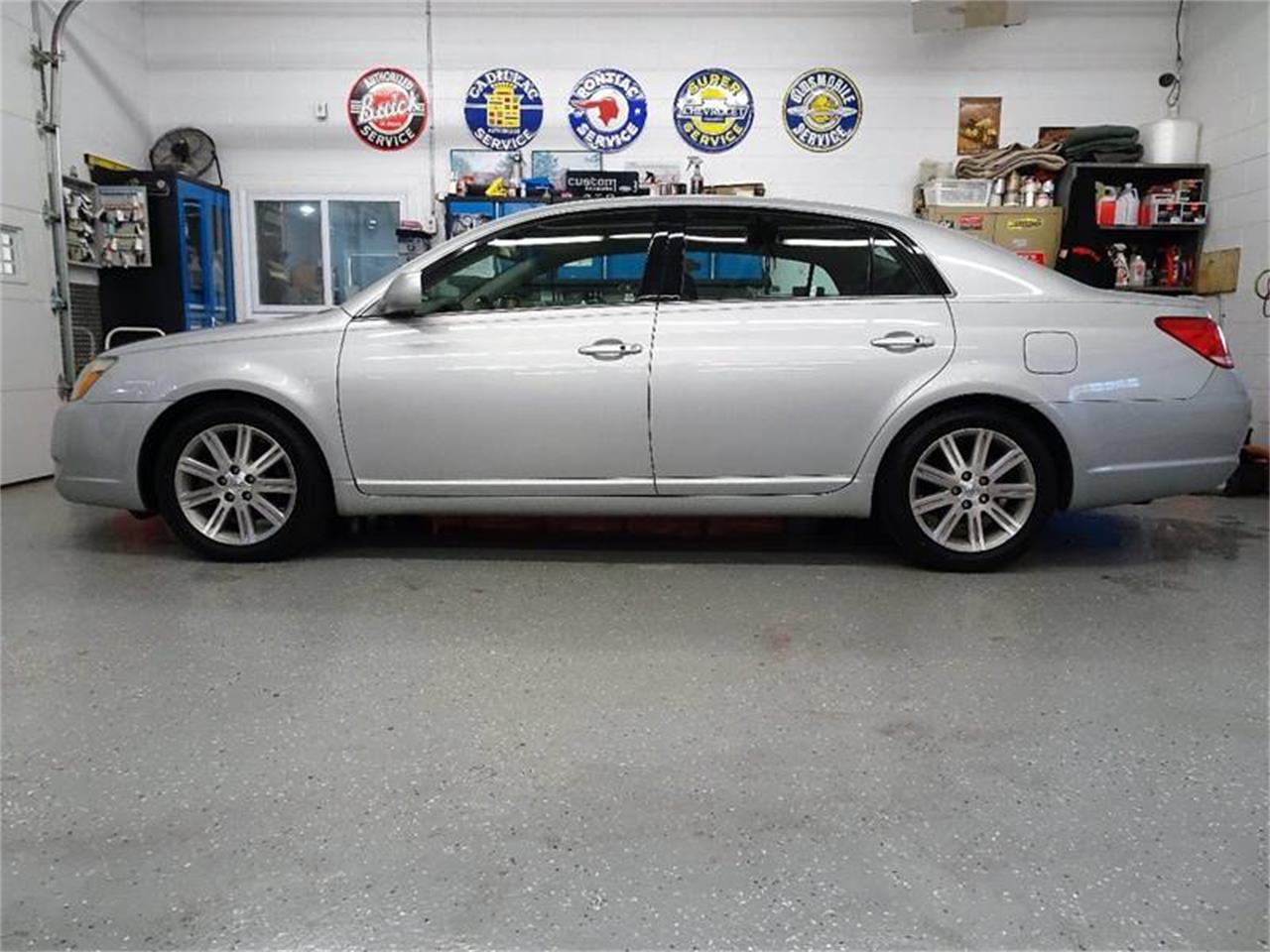 2006 Toyota Avalon for sale in Hilton, NY