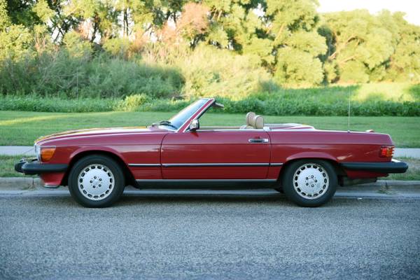 1988 Mercedes Benz 560SL for sale in Sioux Falls, SD – photo 3