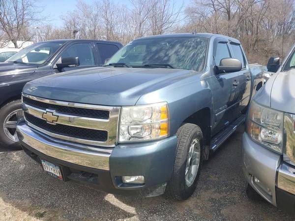 3 Day Sale - 2008 Chevy Silverado LT2 1500 Crew Cab 4x4 111k - cars for sale in Rochester, MN