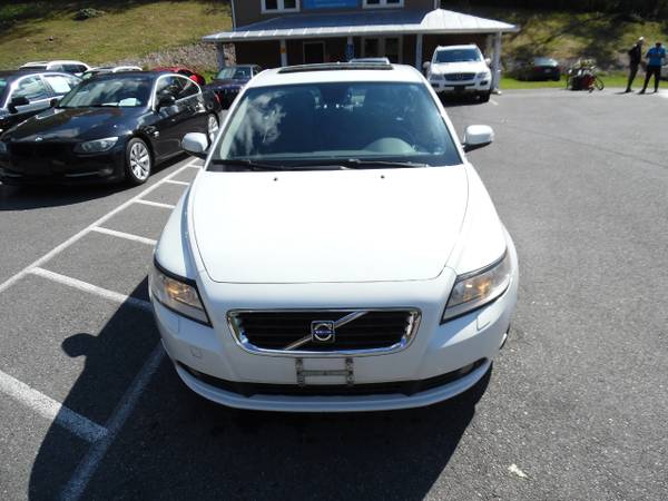 2010 Volvo S40 4dr Sdn Auto FWD - - by dealer for sale in Roanoke, VA – photo 8