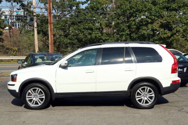 2010 Volvo XC90 3.2 AWD - heated leather, moonroof, 3rd row, financing for sale in Middleton, MA – photo 5
