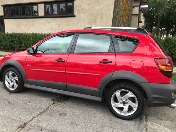 2005 pontiac vibe ( same as toyota matrix ) just much less $$$$ for sale in milwaukee, WI
