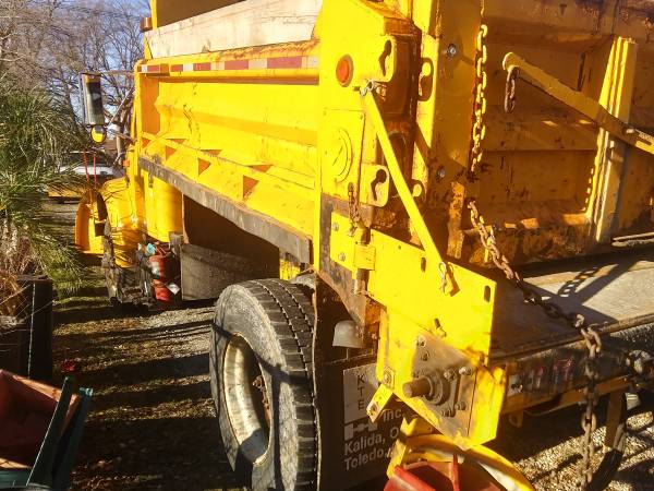 Plow Truck Dump,Salt Spreader,Diesel Dt466,58K... for sale in Midlothian, IL – photo 18