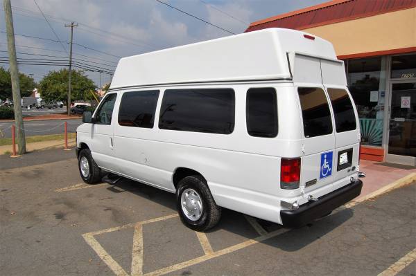 HANDICAP ACCESSIBLE WHEELCHAIR LIFT EQUIPPED VAN.....UNIT# 2309FW -... for sale in Charlotte, NC – photo 6