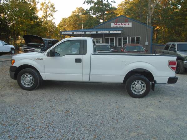 2012 Ford F150 XL ( 143k ) 2wd/23MPG ( 8 Bed ) WE TRADE - cars & for sale in Hickory, KY