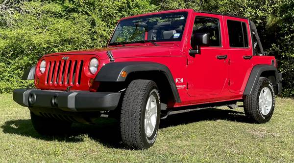 2007 Jeep Wrangler Unlimited - 4 Door - 101k miles for sale in Austin, TX