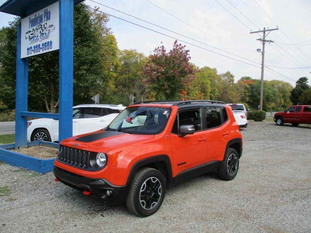 2016 Jeep Renegade Trailhawk 4WD for sale in Ingalls, IN – photo 2