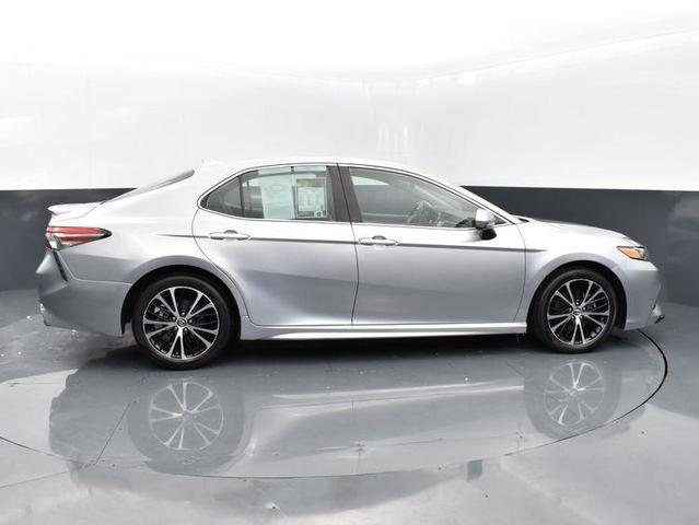 2019 Toyota Camry SE for sale in Muncie, IN – photo 8