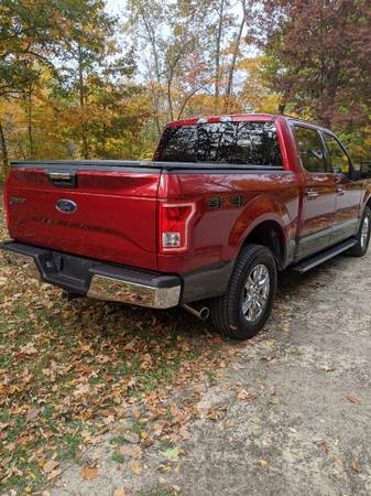 PRICE REDUCED 2017 Ford F150 XLT Supercrew 4 x 4 Low Miles - cars &... for sale in Fort Wayne, IN – photo 5