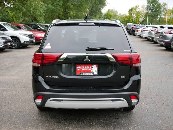 2020 Mitsubishi Outlander SEL - - by dealer - vehicle for sale in White Bear Lake, MN – photo 4