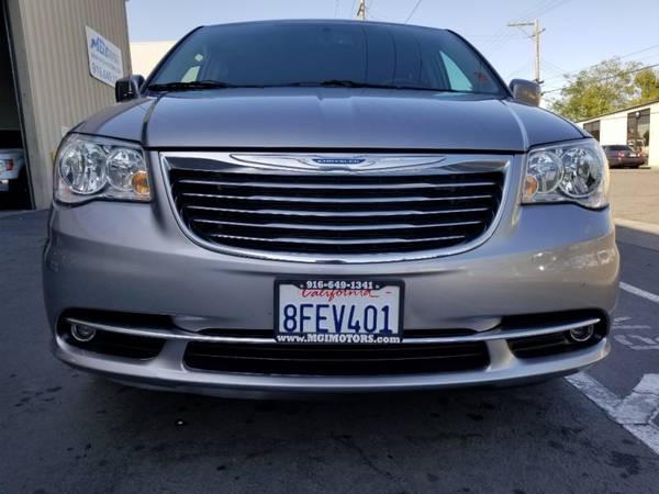 2016 Chrysler Town & Country 4dr Wgn Touring , LEATHER , NAVI , DVD , for sale in Sacramento , CA – photo 2