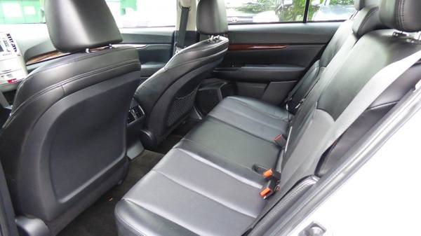 2014 GREY SUBARU LEGACY 2 5i Limited - - by dealer for sale in Bloomfield, NY – photo 10
