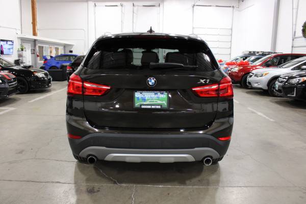 2017 BMW X1 XDrive28i AWD gla250 q3 cx3 x3 - - by for sale in Portland, OR – photo 4