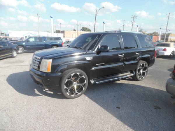 2002 Cadillac Escalade - NICE RIDE FOR A NICE PRICE! for sale in Memphis, TN