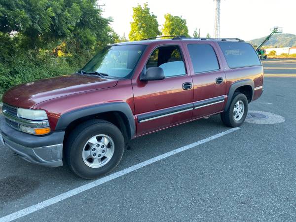 2002 chevrolet suburban for sale in Willits, CA – photo 2